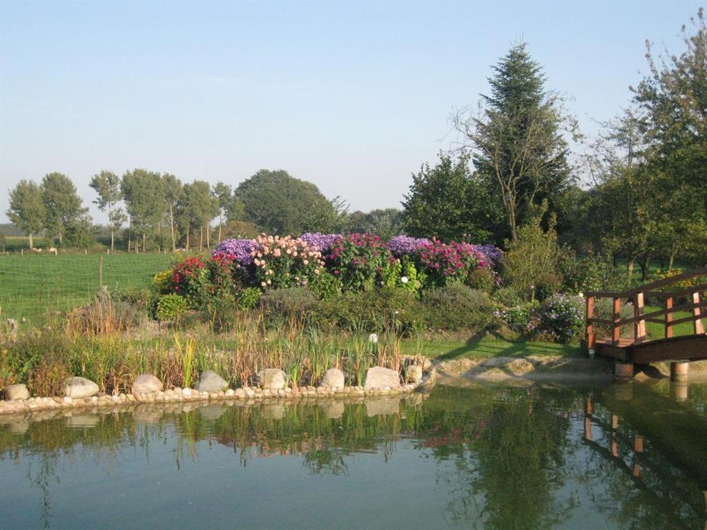 Urlaubsdomizil Im Gruenen Apartment Westerstede Ngoại thất bức ảnh